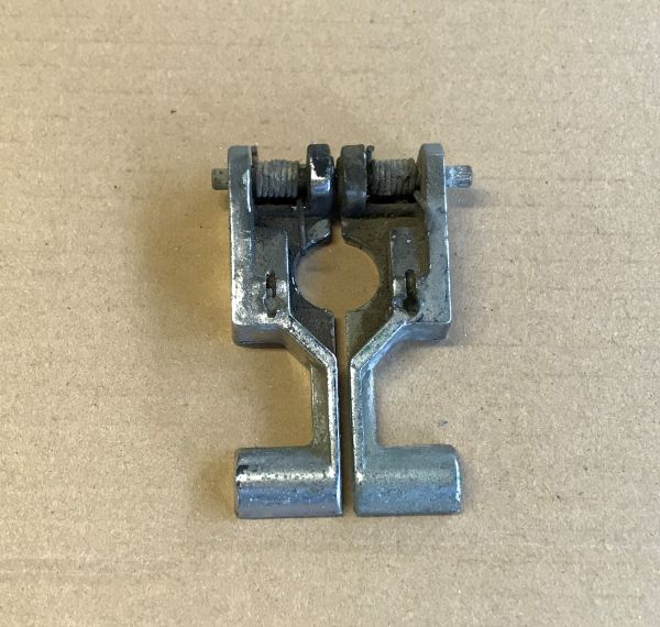 Hood Handle Levers / Hauben-Öffner Hebel