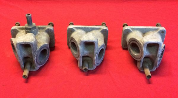 Dino - Set of 3 Intake Manifolds / 3er Satz Ansaugstutzen