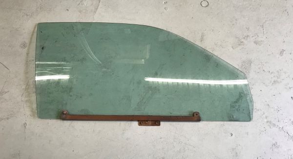 Door Glass - right / Türscheibe - rechts