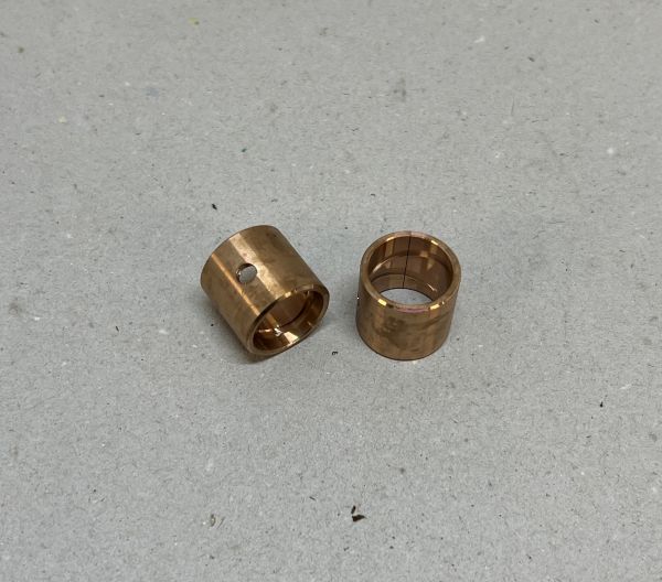 Small End Bush / Lager Kolbenbolzen