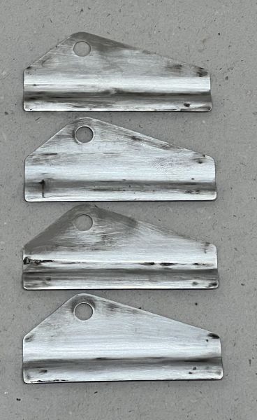 Set of Brake Anti-Rattle Retainers / Satz Halter für Federn