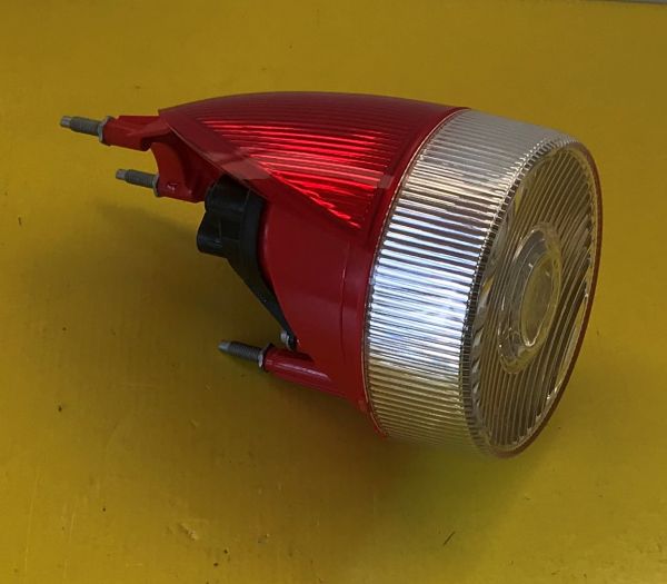 Inner Taillight - Left / Inneres Rücklicht Links