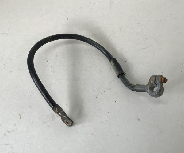 Cable from Battery to Battery Switch / Kabel von Batterie zu Batterie Schalter