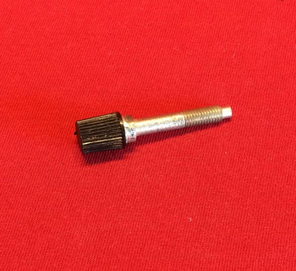 Screw long for Instruments in Main Dash / Schraube lang, für Instrumente