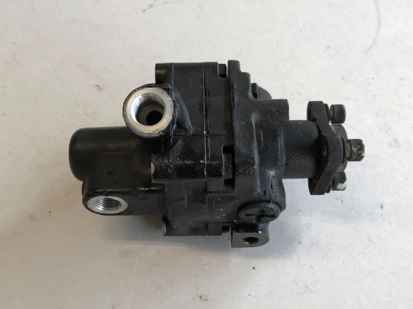 Pump for Steering / Pumpe für Lenkung