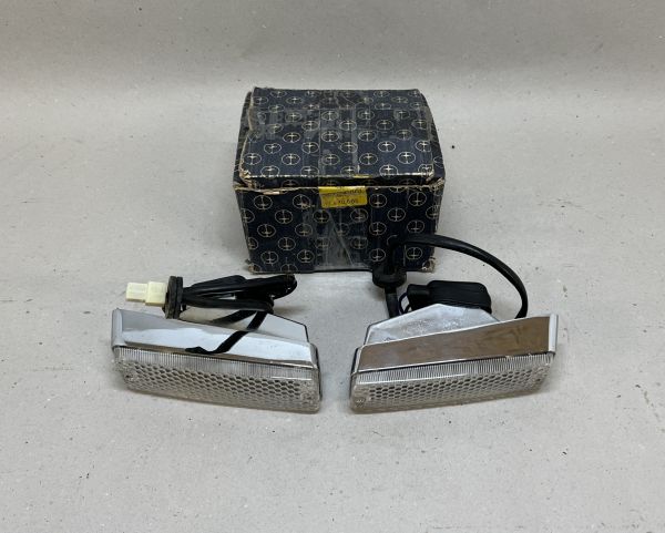 Pair of Indicators / Paar Blinker
