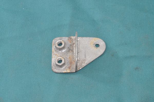 Bracket / Halter