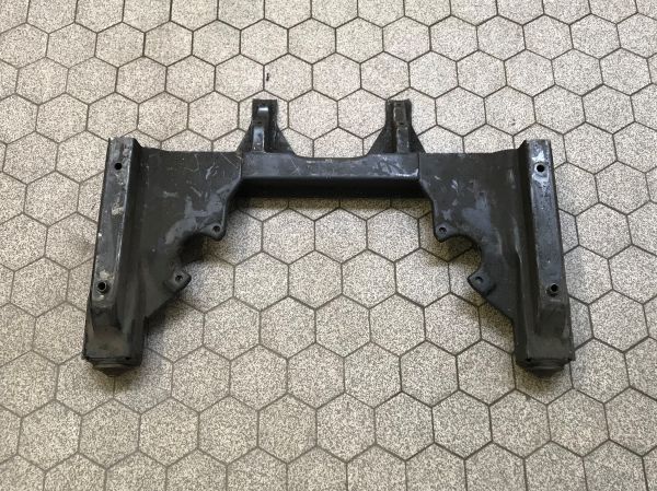 Front Chassis Frame / Vorderer Grundrahmen