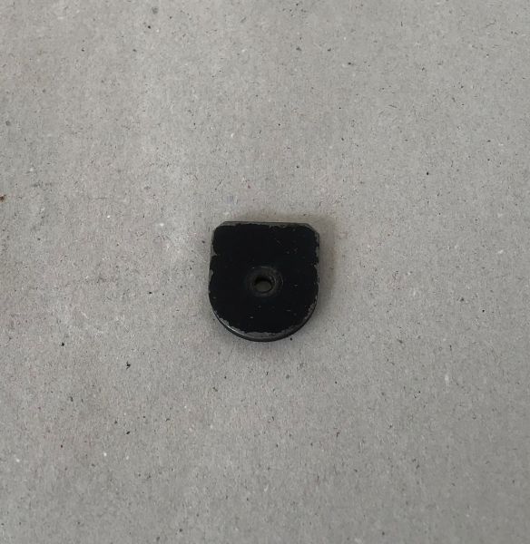 Plate for Water Connection / Unterlage für Kühlwasser Stutzen
