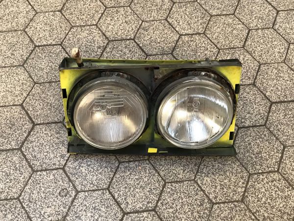 Frontlight Housing - left / Klappscheinwerfer - links