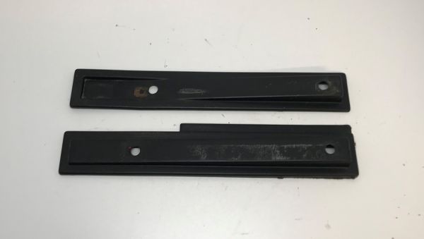 Pair of Seat Runner Covers / Paar Abdeckungen für Sitzschienen