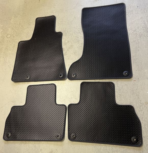 Winter Floor Mats / Gummi Matten