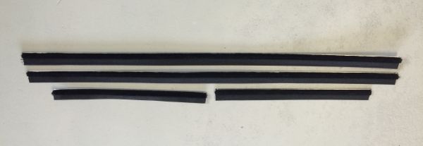 Rubber Set for Door Windows / Schachtleisten Satz für Türscheiben