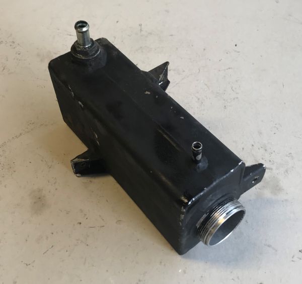 Tank for Rear Self Levelling / Tank für hintere Niveauanlage