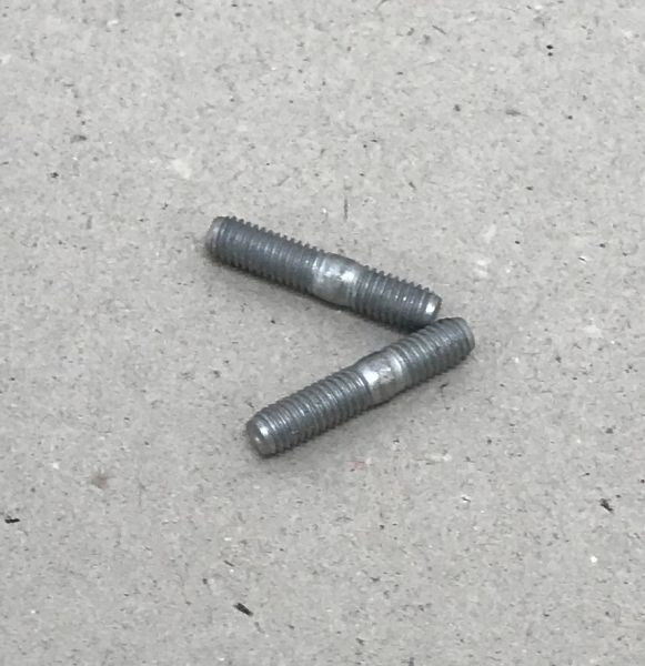 M6 x 12 18 - Stud / Stehbolzen