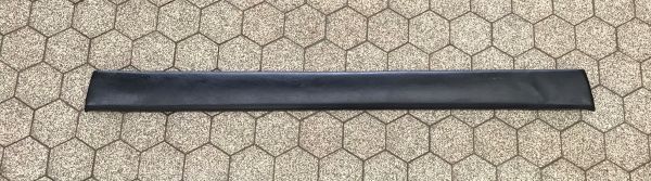 Upper Cover at Rear Screen - blue Leather / Obere Verkleidung an Heckscheibe - Leder blau