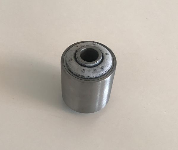 Rear Bushing at Gearbox / Hinteres Getriebelager