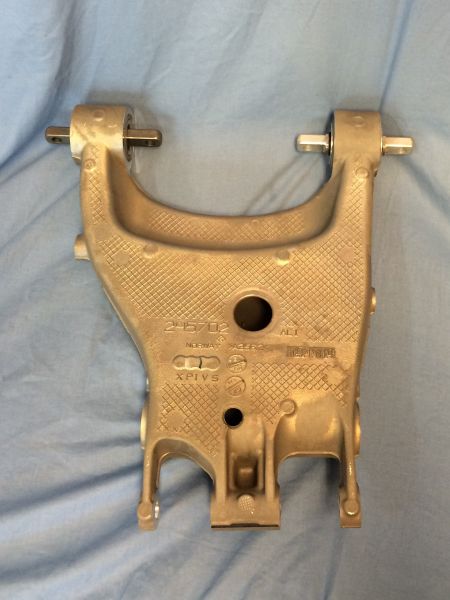 Ferrari - Rear Lower Lever - left / Hinterer Lenker unten - links