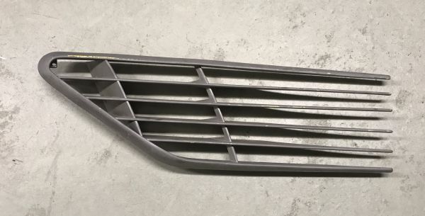 Side Grille - right / Grill seitlich - rechts