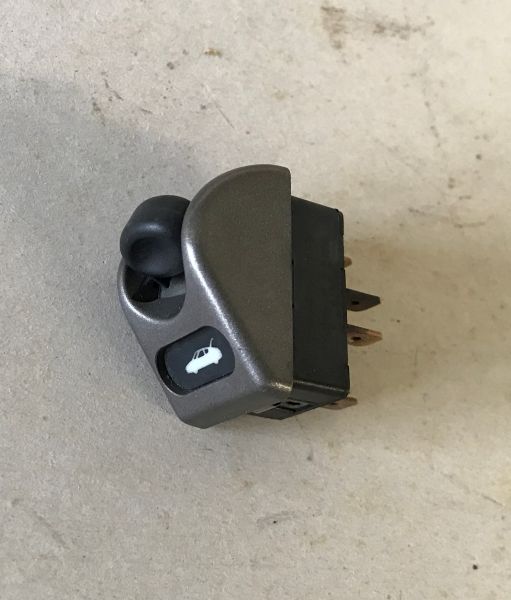 Switch for Trunk Hood / Schalter für Heckdeckel