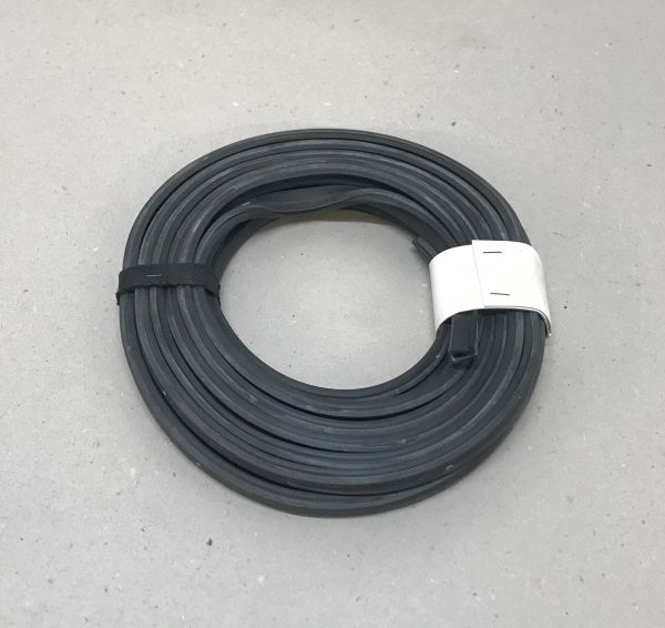 Rubber Seal for Rear Side Window Frame - pair / Dichtung f Ausstellfenster Rahmen hinten - Paar