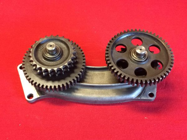Support with 2 Drive Gears / Halterung mit 2 Zahnrädern