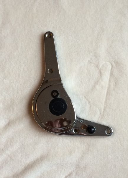 Hinge for Reclining Seat - right / Liegesitzbeschlag - rechts