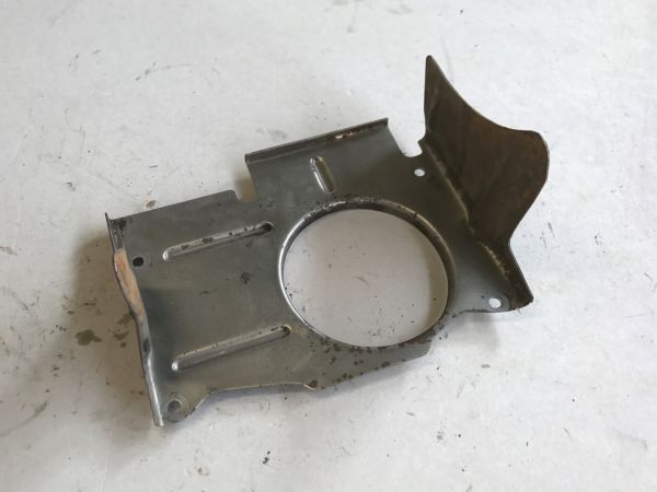 Front lower Bulkhead / Schwallblech vorne