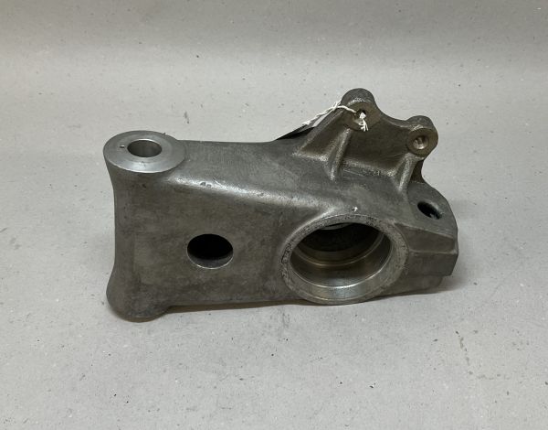 Lamborghini Miura - Rear Hub RH / Radaufhängung rechts