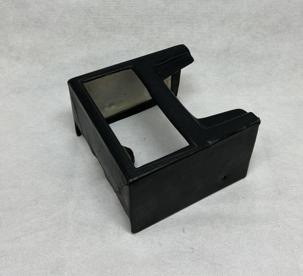 Ferrari 400 - End Part of Center Console / Endstück Mittelkonsole