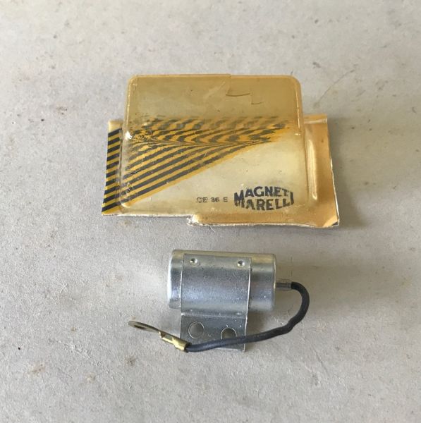 Magneti Marelli - Condenser CE26E / Kondensator CE26E