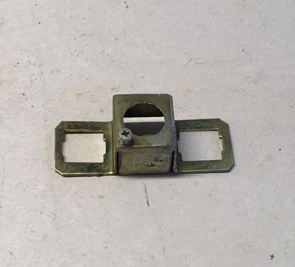 Support under Wood Insert in Center Console / Halter unter Holzeinsatz Mittelkonsole