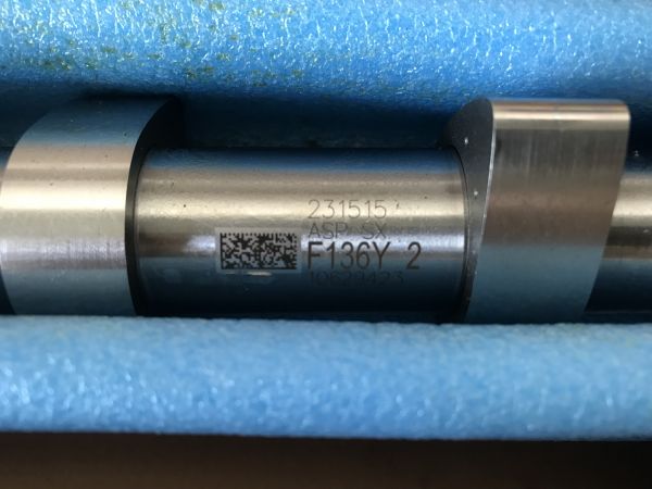 LH Camshaft / Nockenwelle links