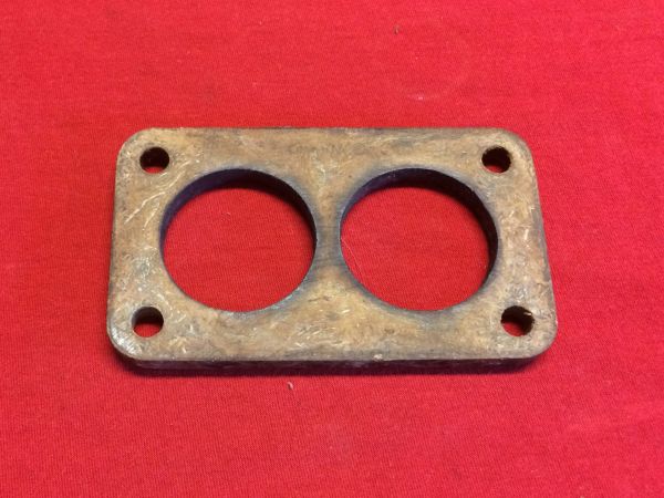 Spacer between Carb and Intake Port / Distanzstück zwischen Vergaser und Ansaugstutzen