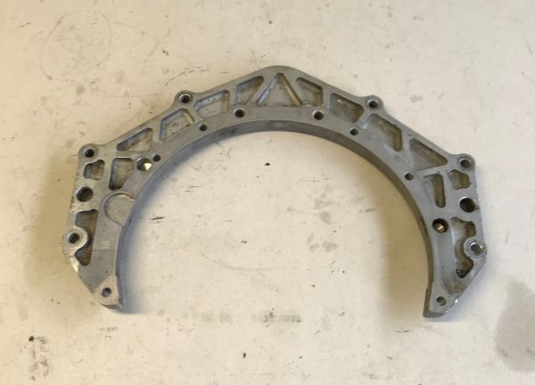 Flange between Engine and Automatic Gearbox / Halteplatte zwischen Motor und Automatik-Getriebe