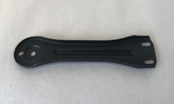 Rear Axle Strut / Halter Hinterachse