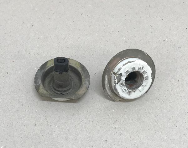 Bulbholder / Birnenhalter