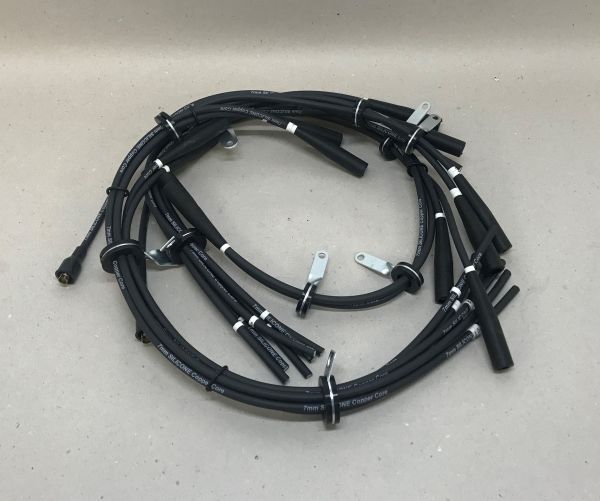 Ferrari 365 GT 2+2 / Set of Ignition Cables / Satz Zündkabel