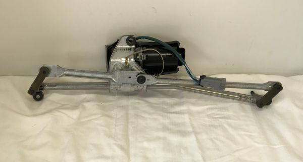 Windscreen Wiper Gear Assembly / Wischergestänge mit Motor
