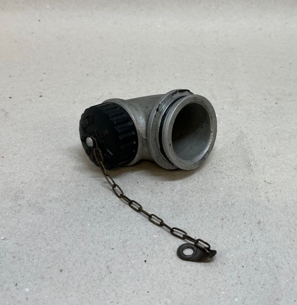 Maserati 3500 - Oil Filler with Cap / Öl-Einfüllstutzen mit Deckel