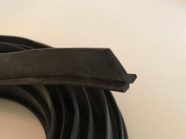 Pair of outer Door Seals / Paar äußere Türdichtungen
