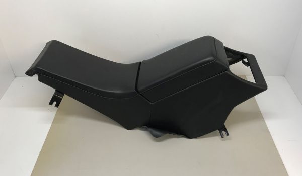 Rear Center Console / Hintere Mittelkonsole
