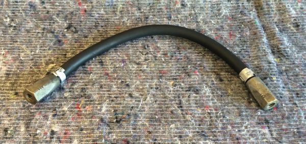 Oil Hose for Rear Suspension / Ölleitung für Niveauanlage hinten
