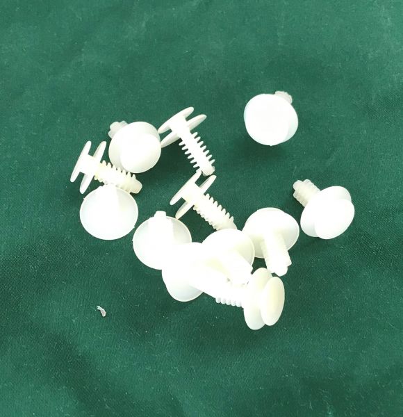 Clip for Door Panel / Clip für Türverkleidung