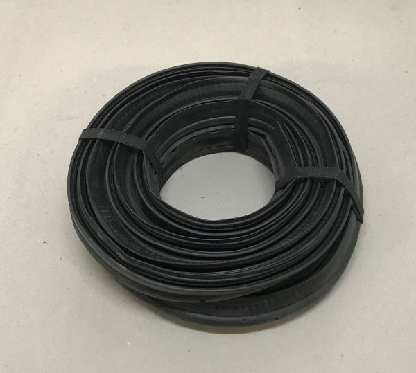 Rear Bonnet Seal / Dichtung Haube hinten