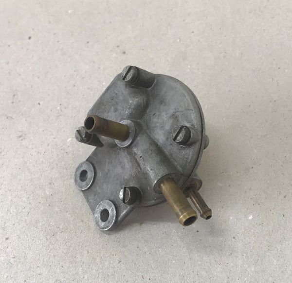 Fuel Pressure Regulator / Kraftstoffdruckregler