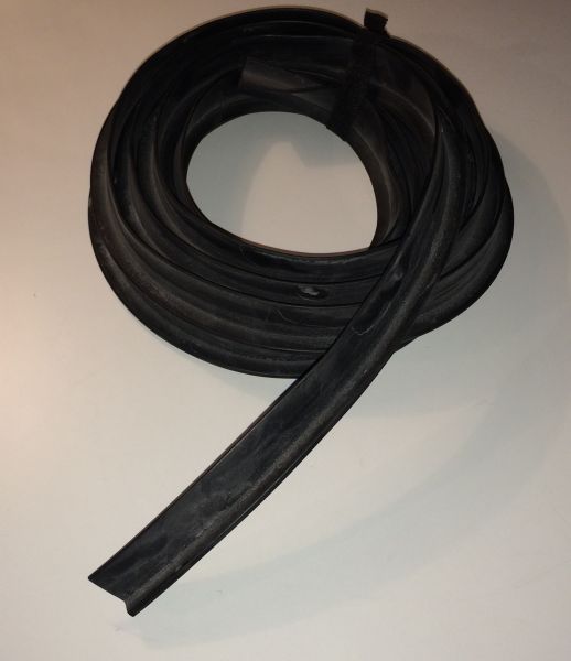Underside Rubber at Door (Pair) / Dichtung unten an Tür (Paar)