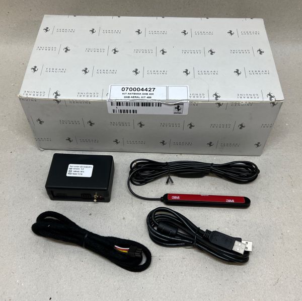 Ferrari 458 - DAB Aerial Kit / DAB Antennen Satz
