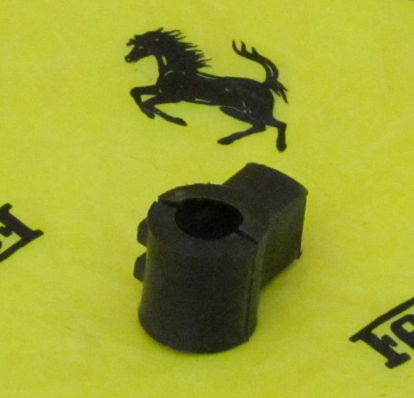 Clip for Cable at Headlight / Clip für Kabelsatz an Scheinwerfer