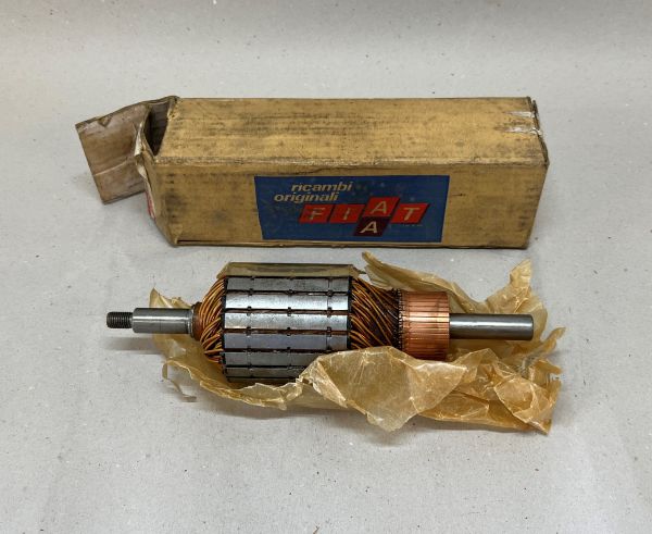 Fiat - Dynamo Main Shaft / Hauptwicklung Lichtmaschine